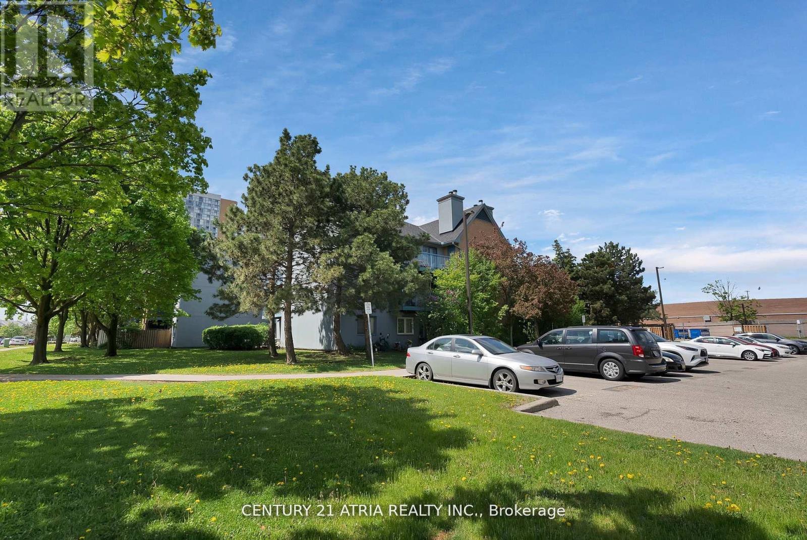 523 - 65 Trailwood Drive, Mississauga, Ontario  L4Z 3L1 - Photo 2 - W12569248