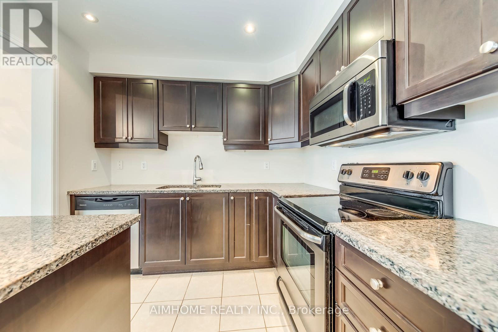 5 - 3002 Preserve Drive, Oakville, Ontario  L6M 0V2 - Photo 15 - W12569286