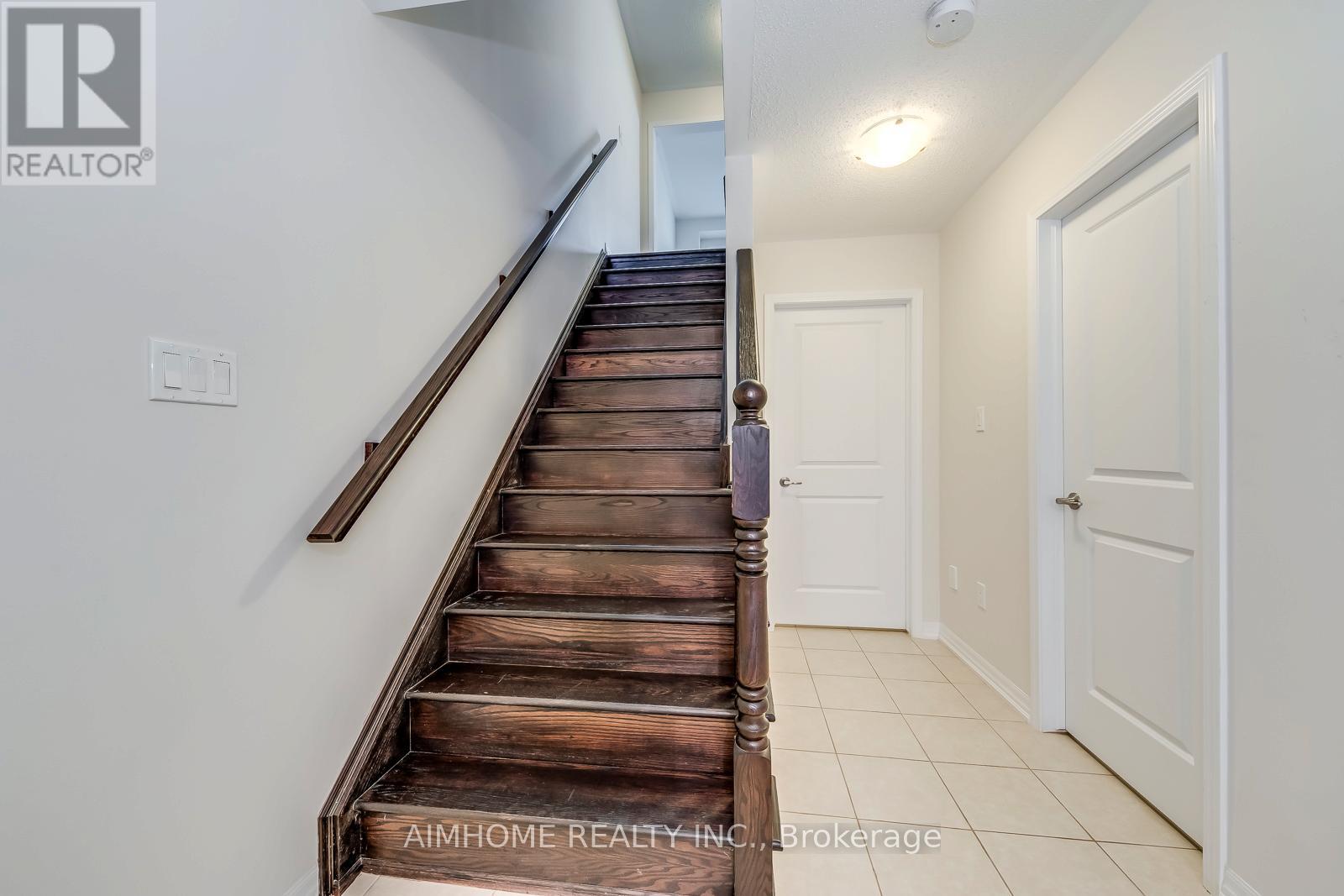 5 - 3002 Preserve Drive, Oakville, Ontario  L6M 0V2 - Photo 9 - W12569286