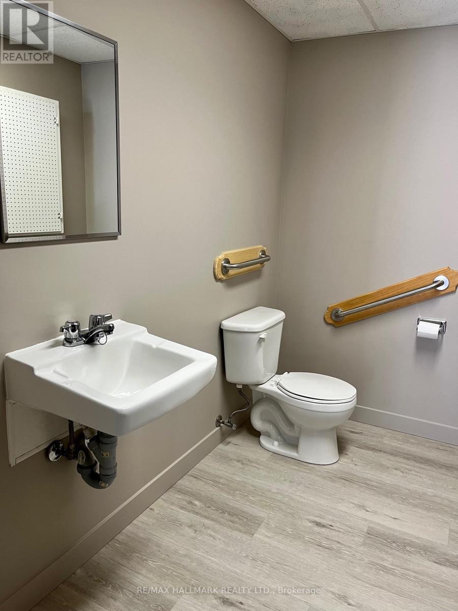 101 - 120 Colborne Street, Brantford, Ontario  N3T 2G6 - Photo 11 - X12569282