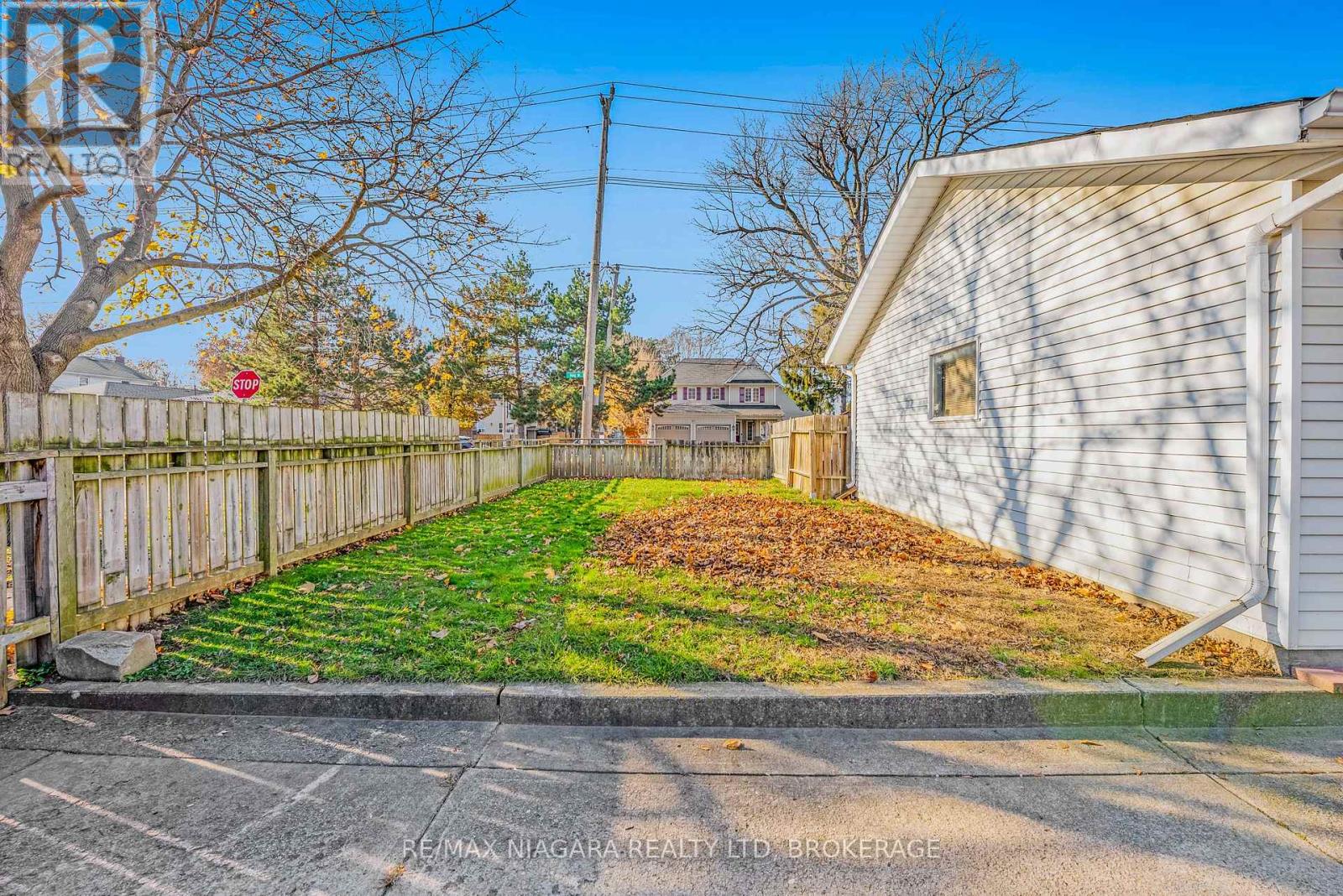 50 Haig Street, St. Catharines, Ontario  L2R 6K9 - Photo 31 - X12569340