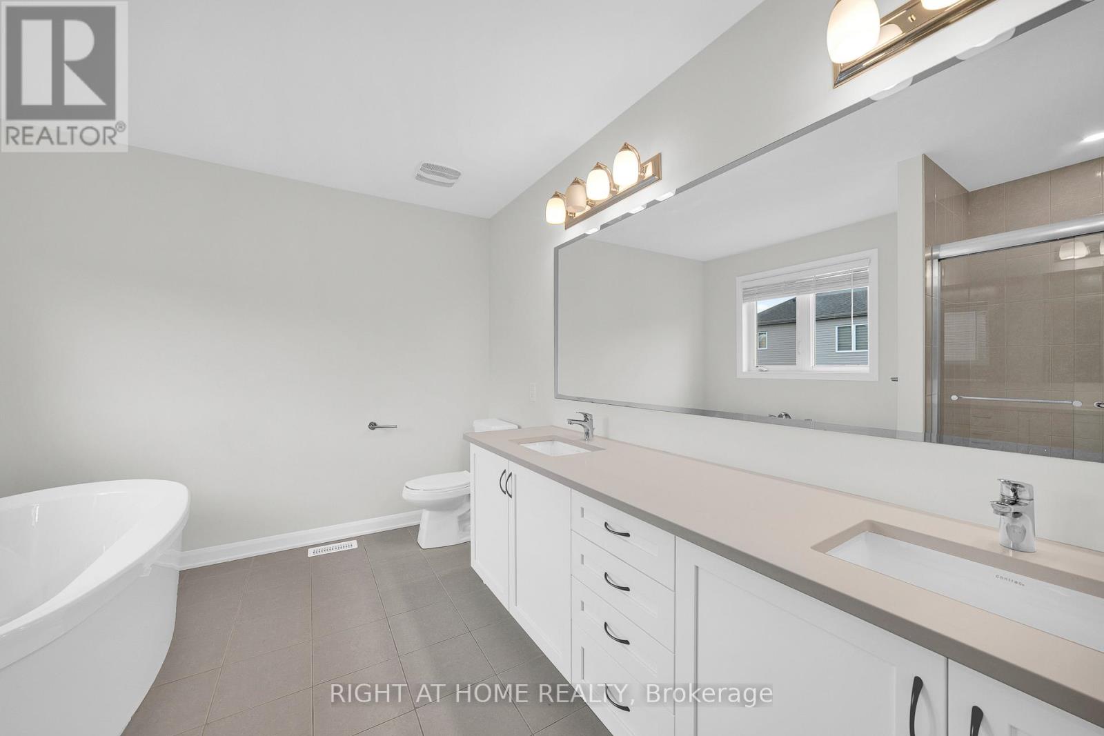 366 Cloyne Crescent, Ottawa, Ontario  K2J 6W4 - Photo 18 - X12416872