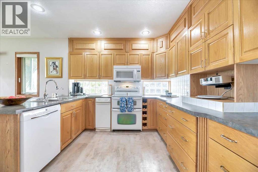 14 Grande Point Estates, Strathmore, Alberta  T1P 1L3 - Photo 15 - A2256620