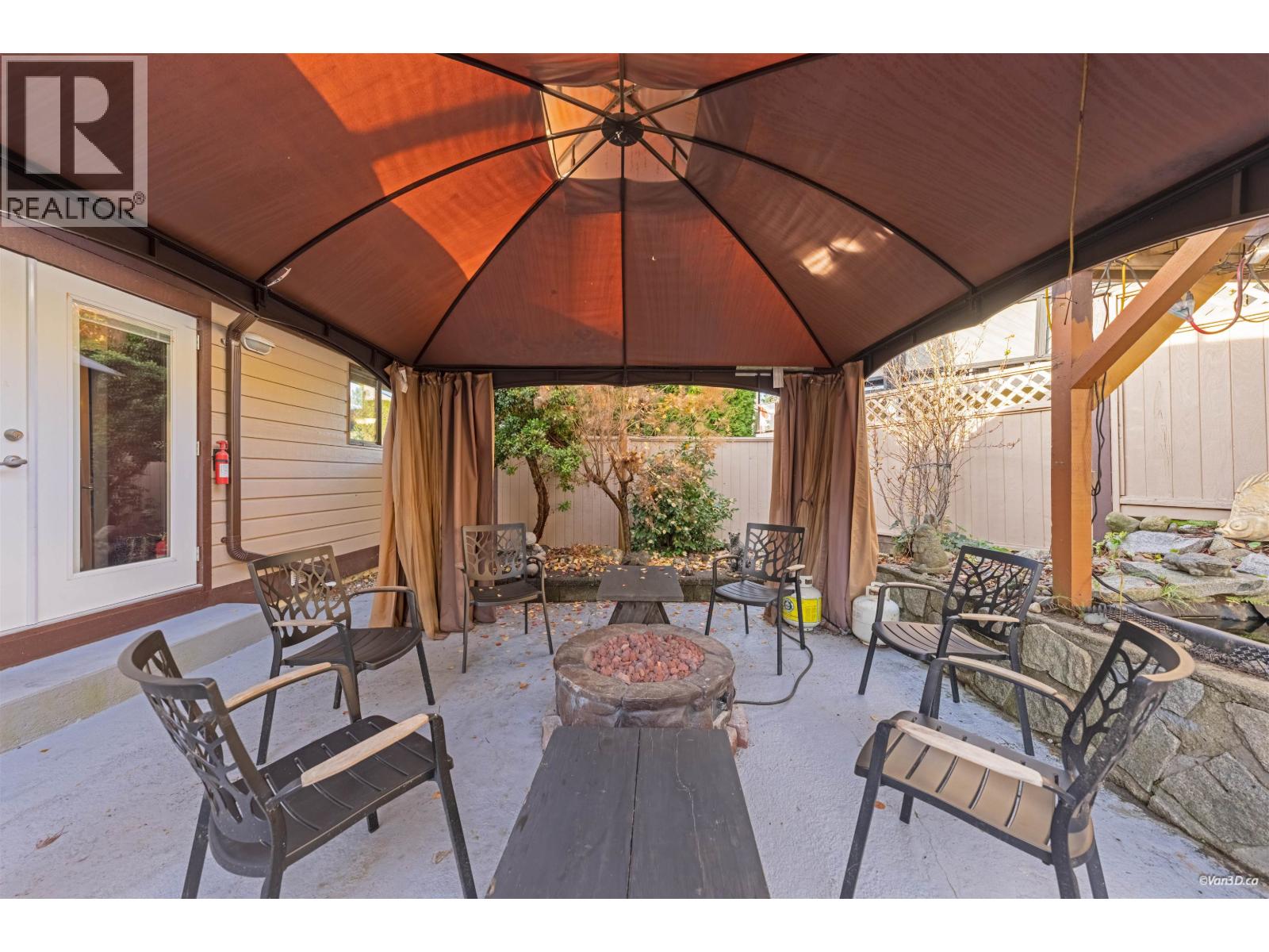 3 Crawford Bay, Port Moody, British Columbia  V3H 3N3 - Photo 25 - R3069231