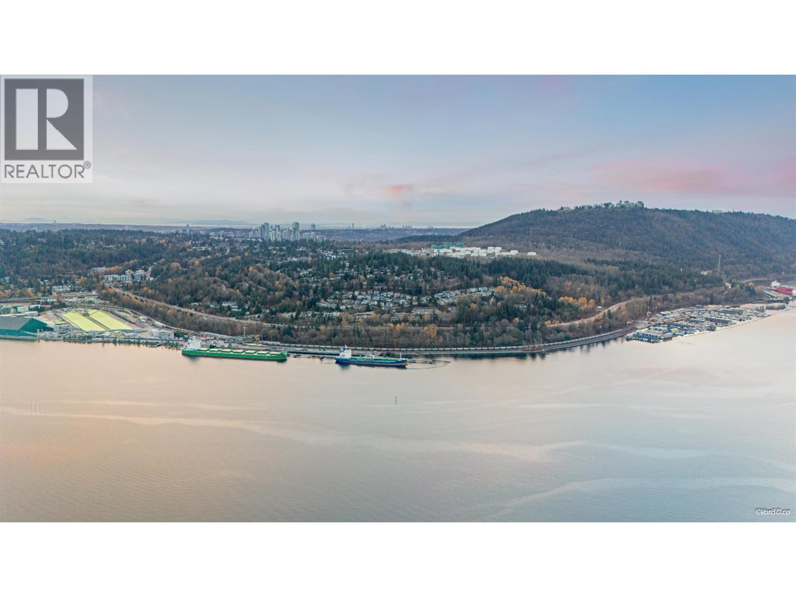 3 Crawford Bay, Port Moody, British Columbia  V3H 3N3 - Photo 36 - R3069231