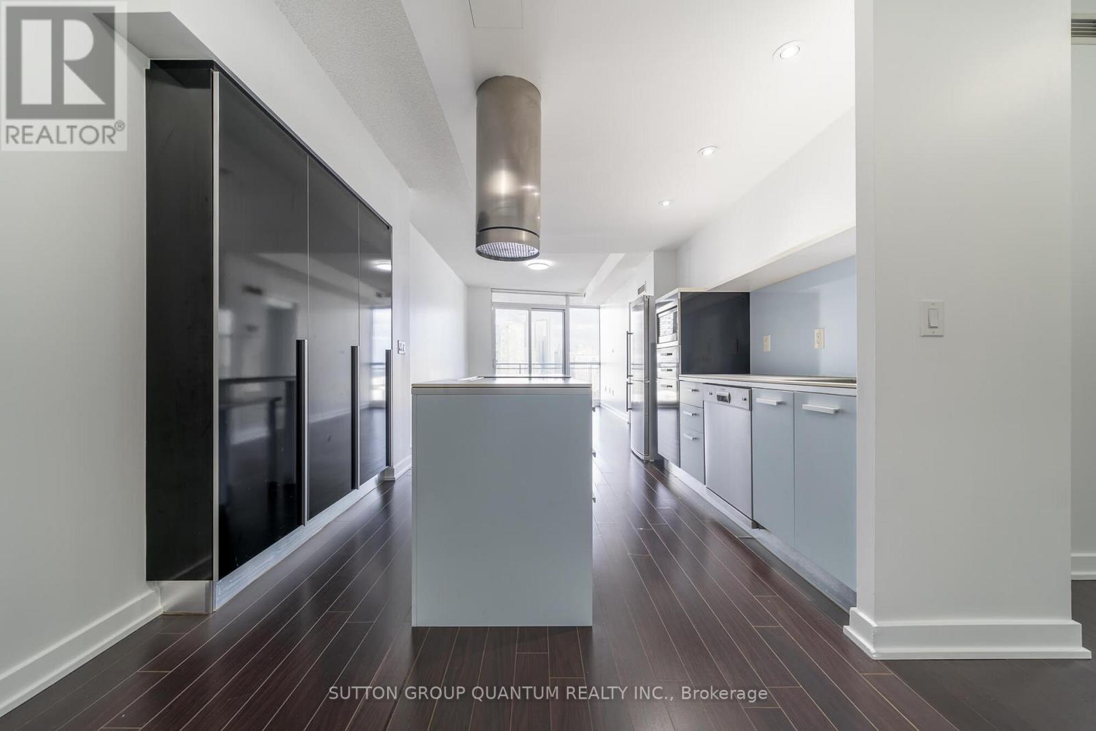 1810 - 38 Dan Leckie Way, Toronto, Ontario  M5V 2V6 - Photo 6 - C12411314