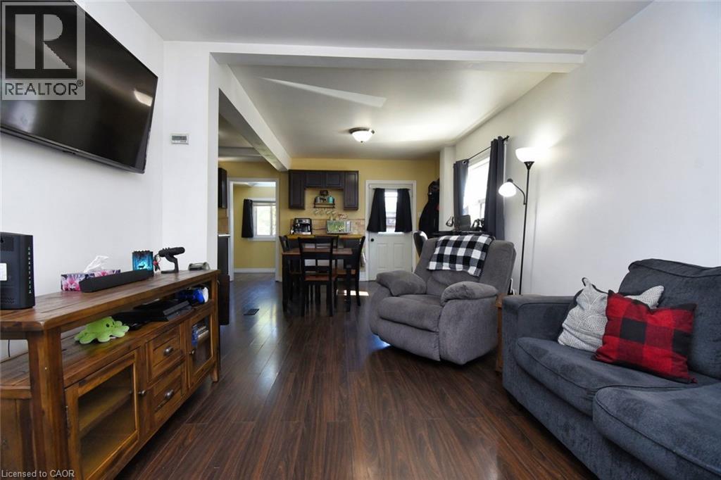 297 Wright Street, Welland, Ontario  L3B 2K4 - Photo 5 - 40774260