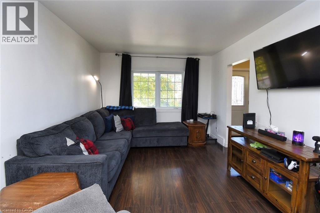 297 Wright Street, Welland, Ontario  L3B 2K4 - Photo 6 - 40774260