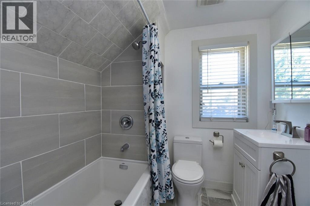 297 Wright Street, Welland, Ontario  L3B 2K4 - Photo 18 - 40774260