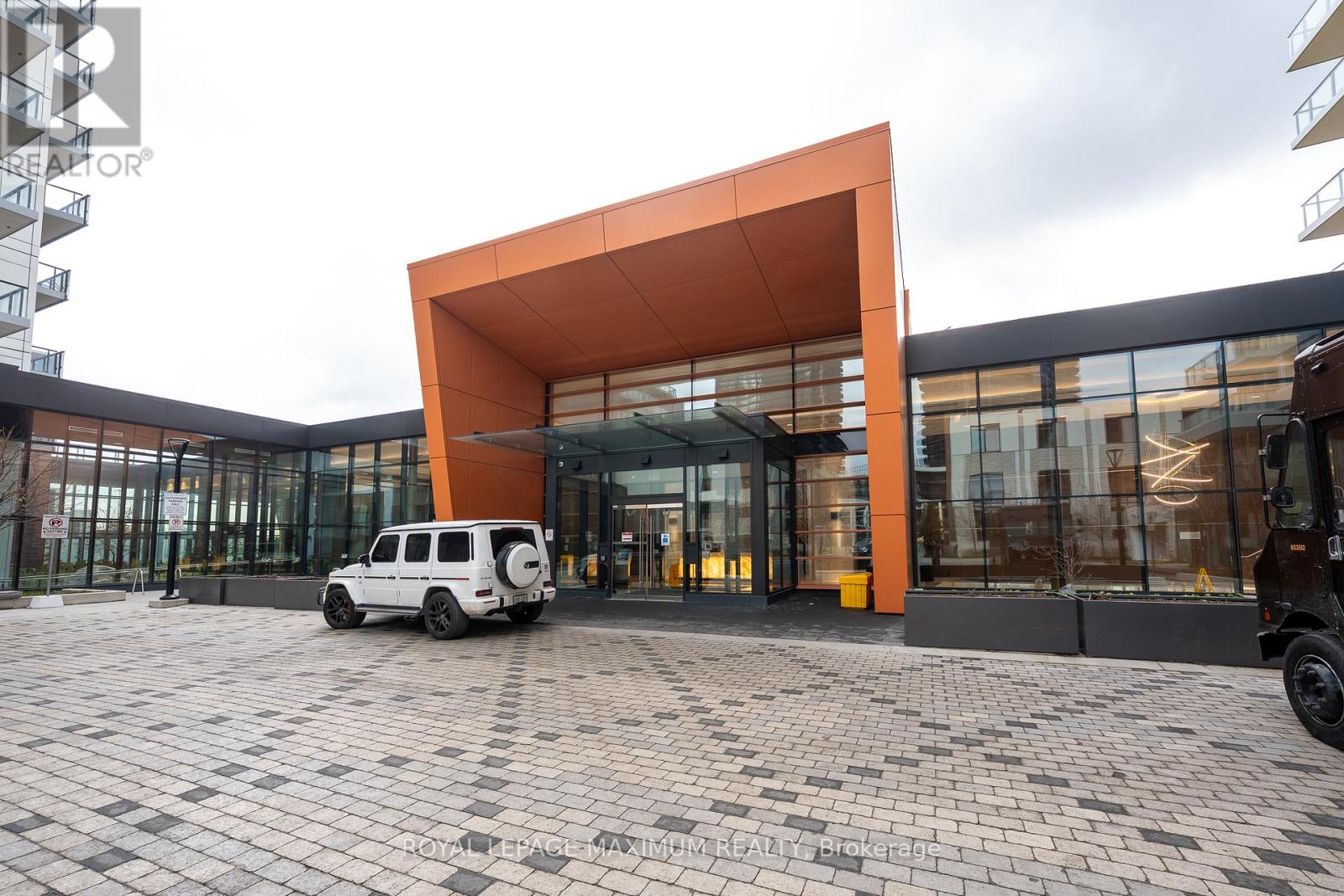 502 - 95 Mcmahon Drive, Toronto, Ontario  M2K 0H1 - Photo 2 - C12569300