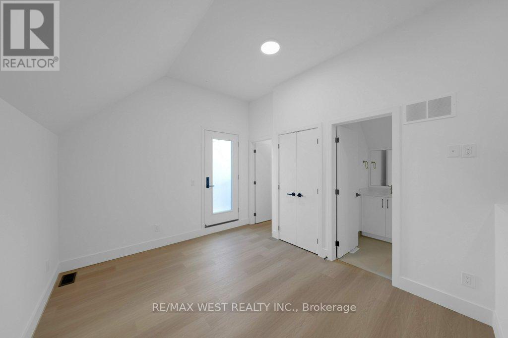 C - 502 Atlas Avenue, Toronto, Ontario  M6C 3V6 - Photo 15 - C12569304