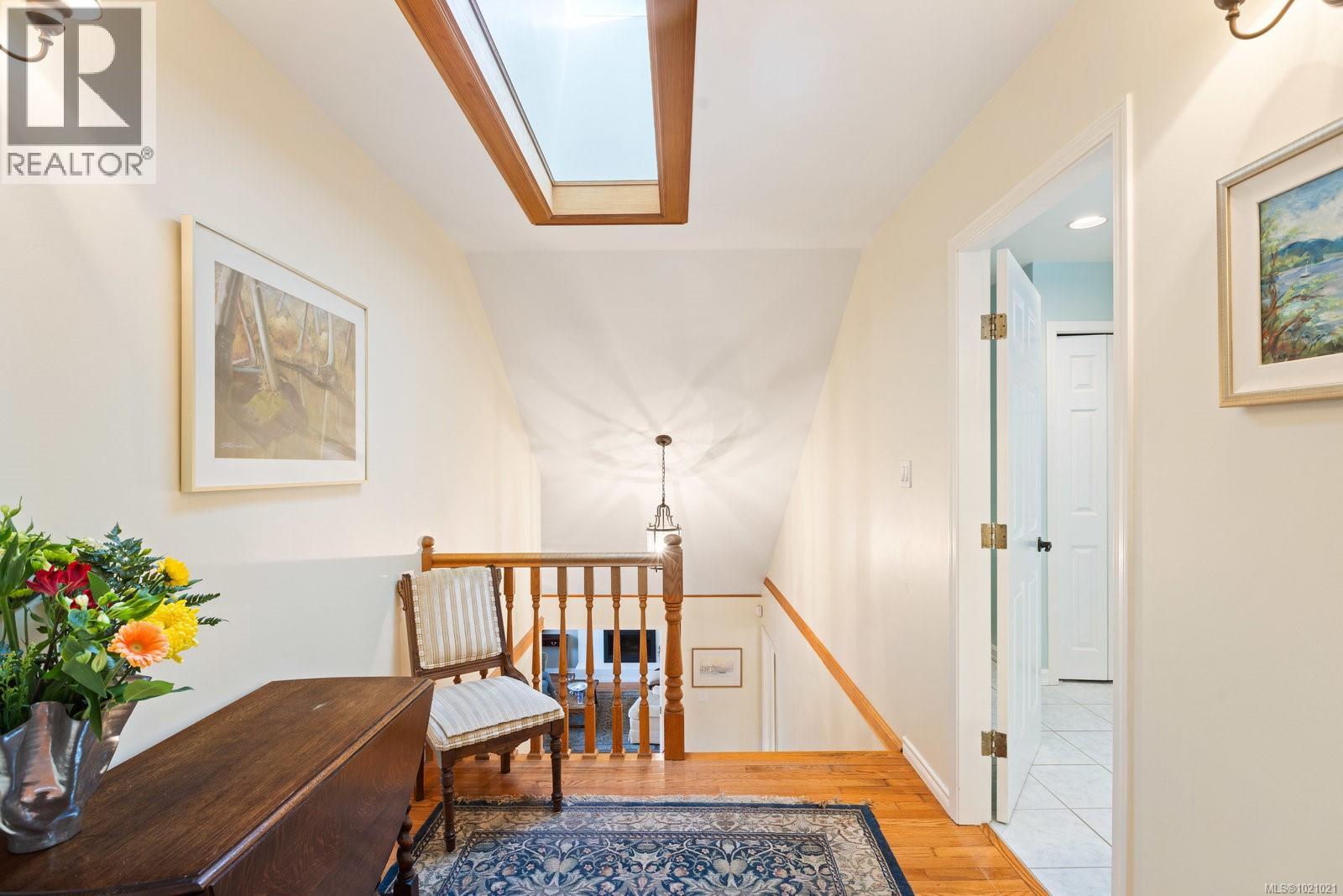 3913 Gibson Crt, Saanich, British Columbia  V8N 6E2 - Photo 24 - 1021021