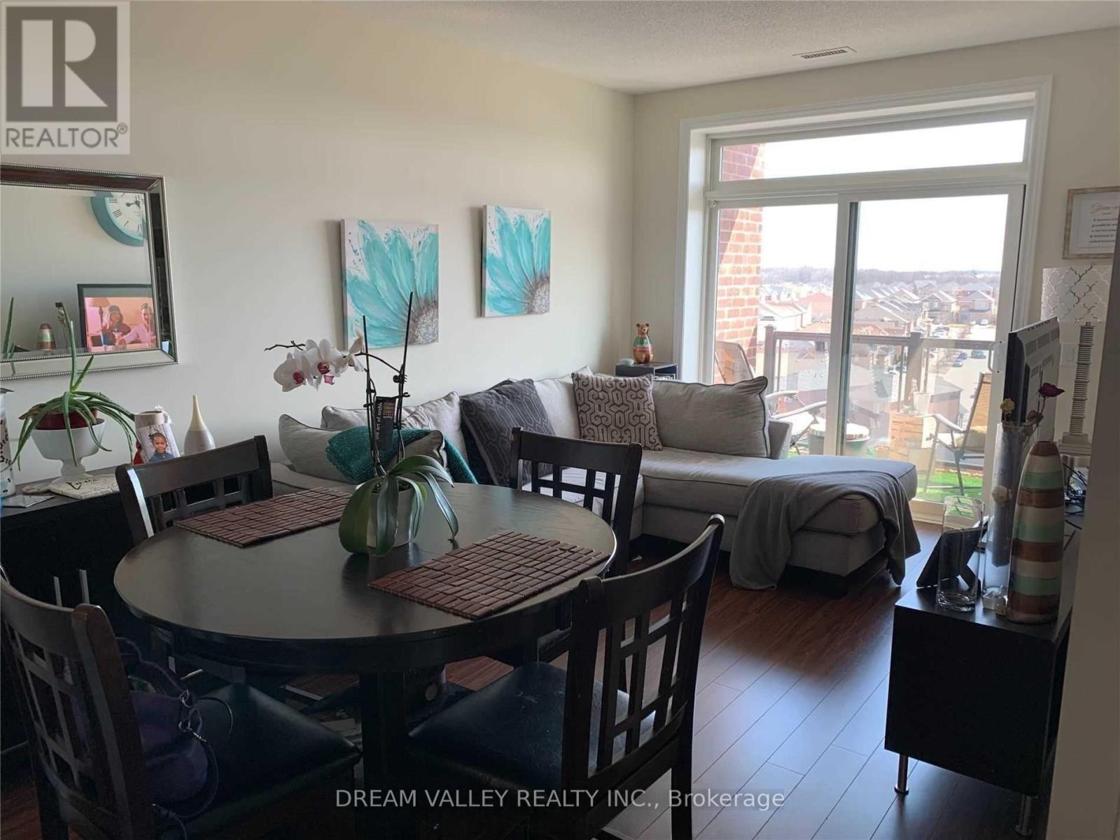 712 - 7325 Markham Road, Markham, Ontario  L3S 0C9 - Photo 3 - N12569290