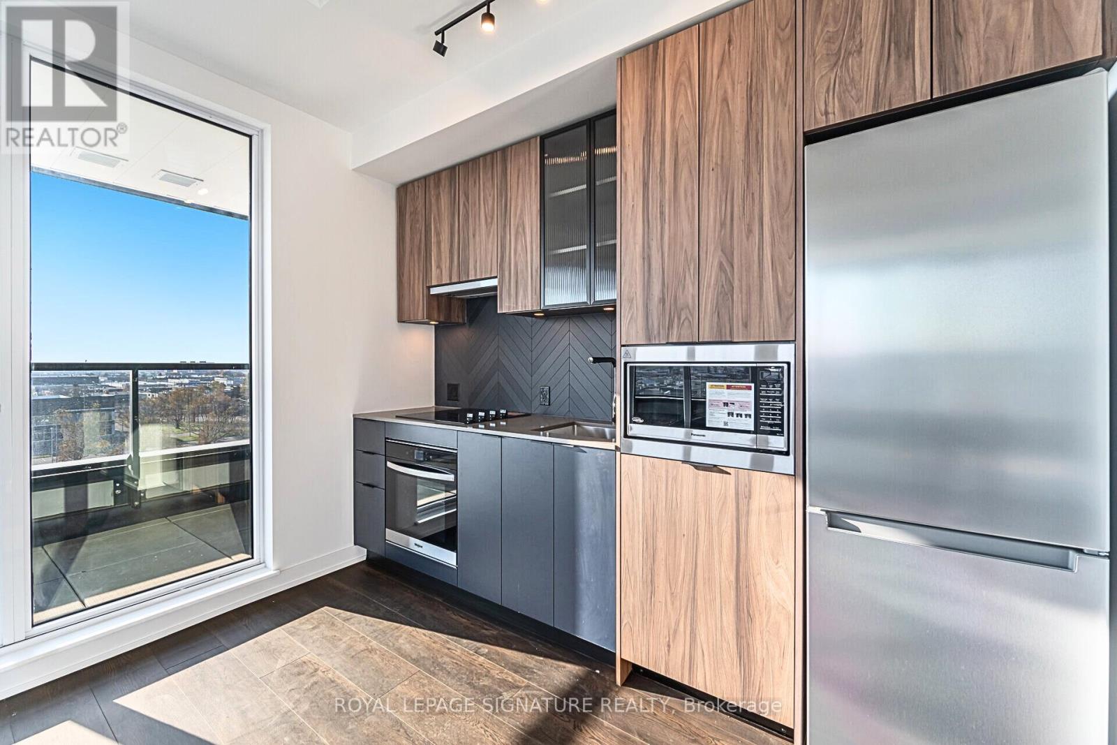 602 - 1037 The Queensway, Toronto, Ontario  M8Z 0H5 - Photo 5 - W12569298