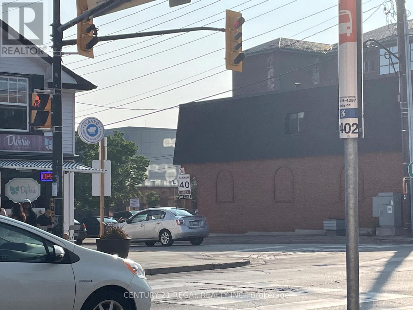 215 B Queen Street, Mississauga, Ontario  L5M 1L6 - Photo 11 - W12569312