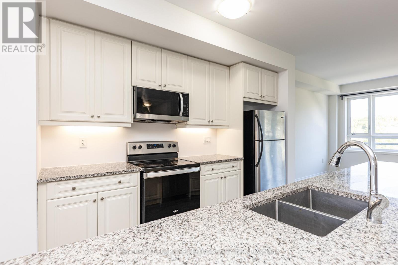 49 Woodstream Drive, Toronto, Ontario  M9W 6T4 - Photo 17 - W12569328