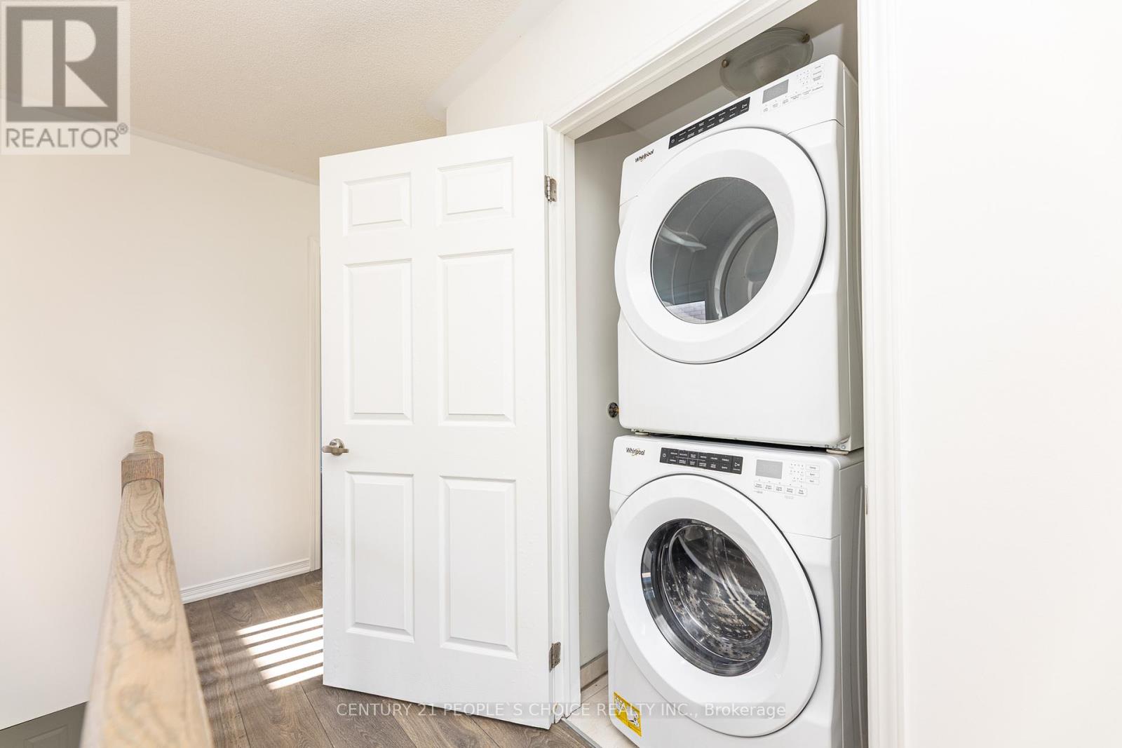 49 Woodstream Drive, Toronto, Ontario  M9W 6T4 - Photo 26 - W12569328