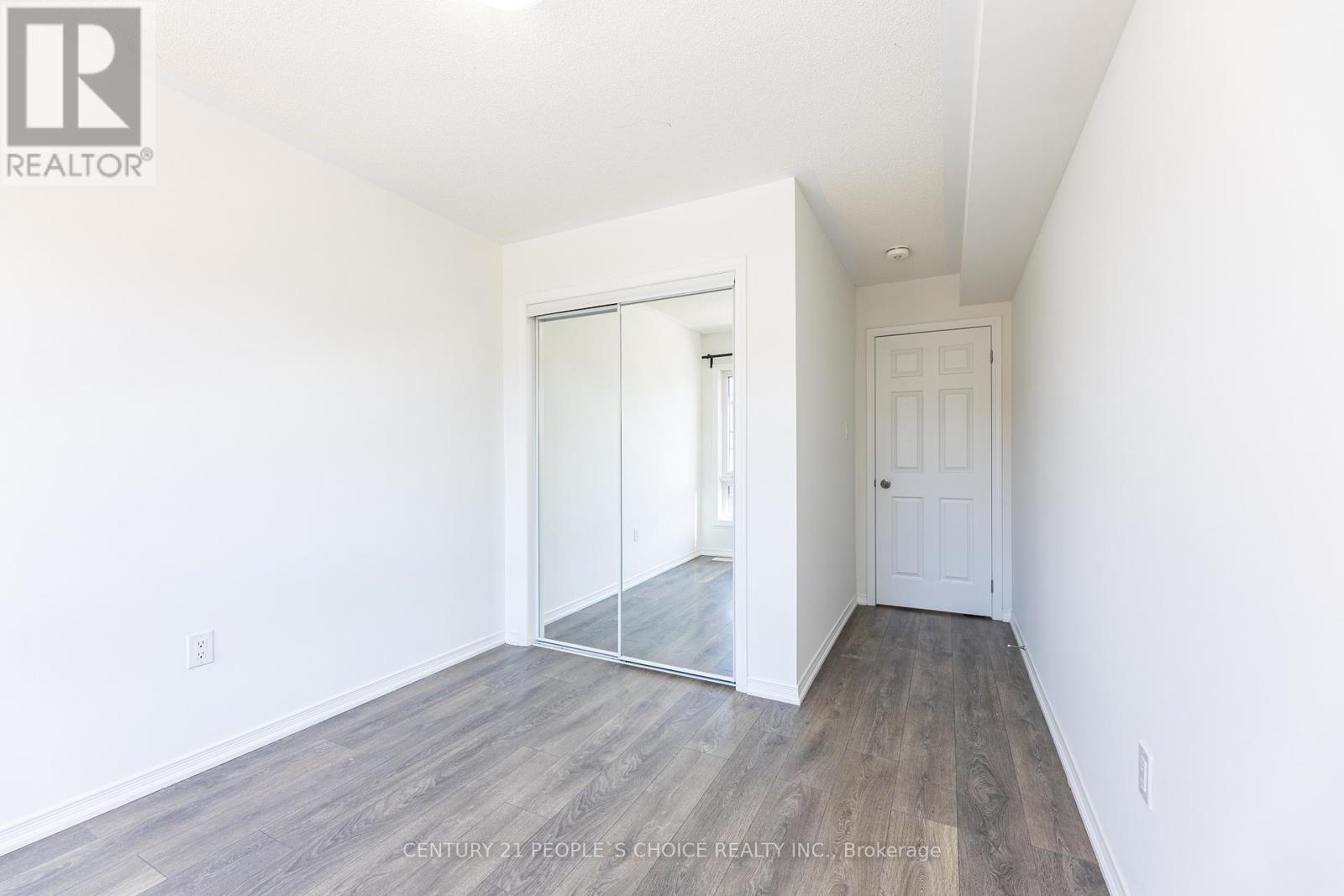 49 Woodstream Drive, Toronto, Ontario  M9W 6T4 - Photo 36 - W12569328