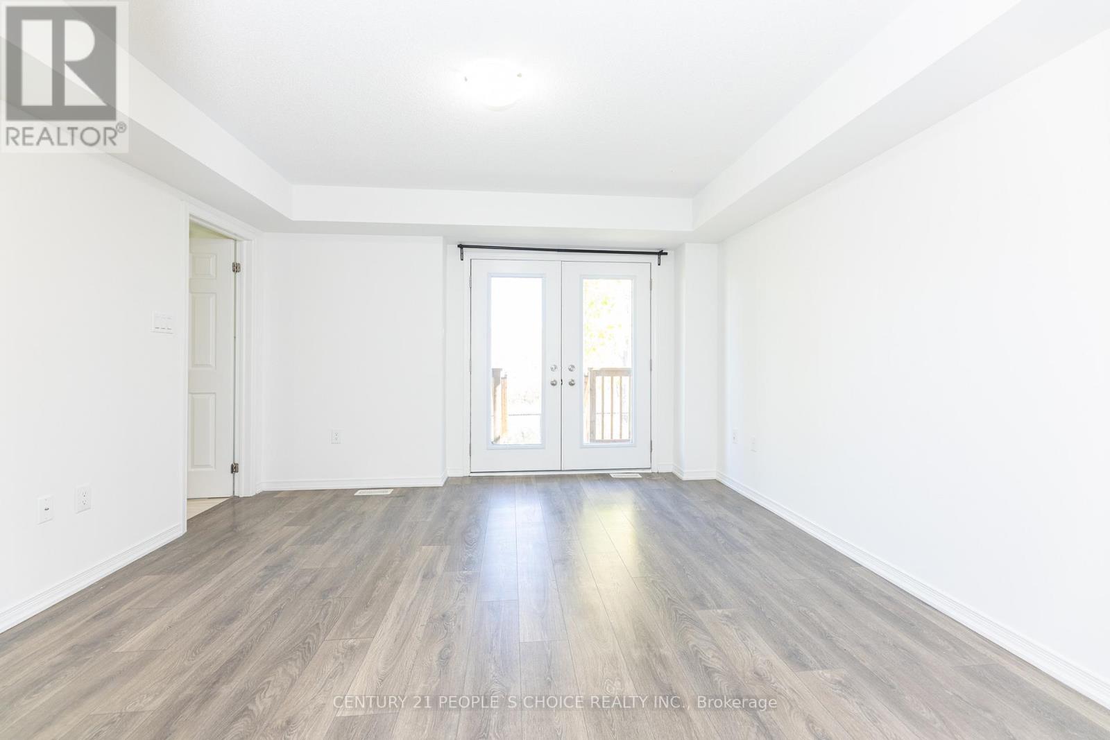 49 Woodstream Drive, Toronto, Ontario  M9W 6T4 - Photo 6 - W12569328