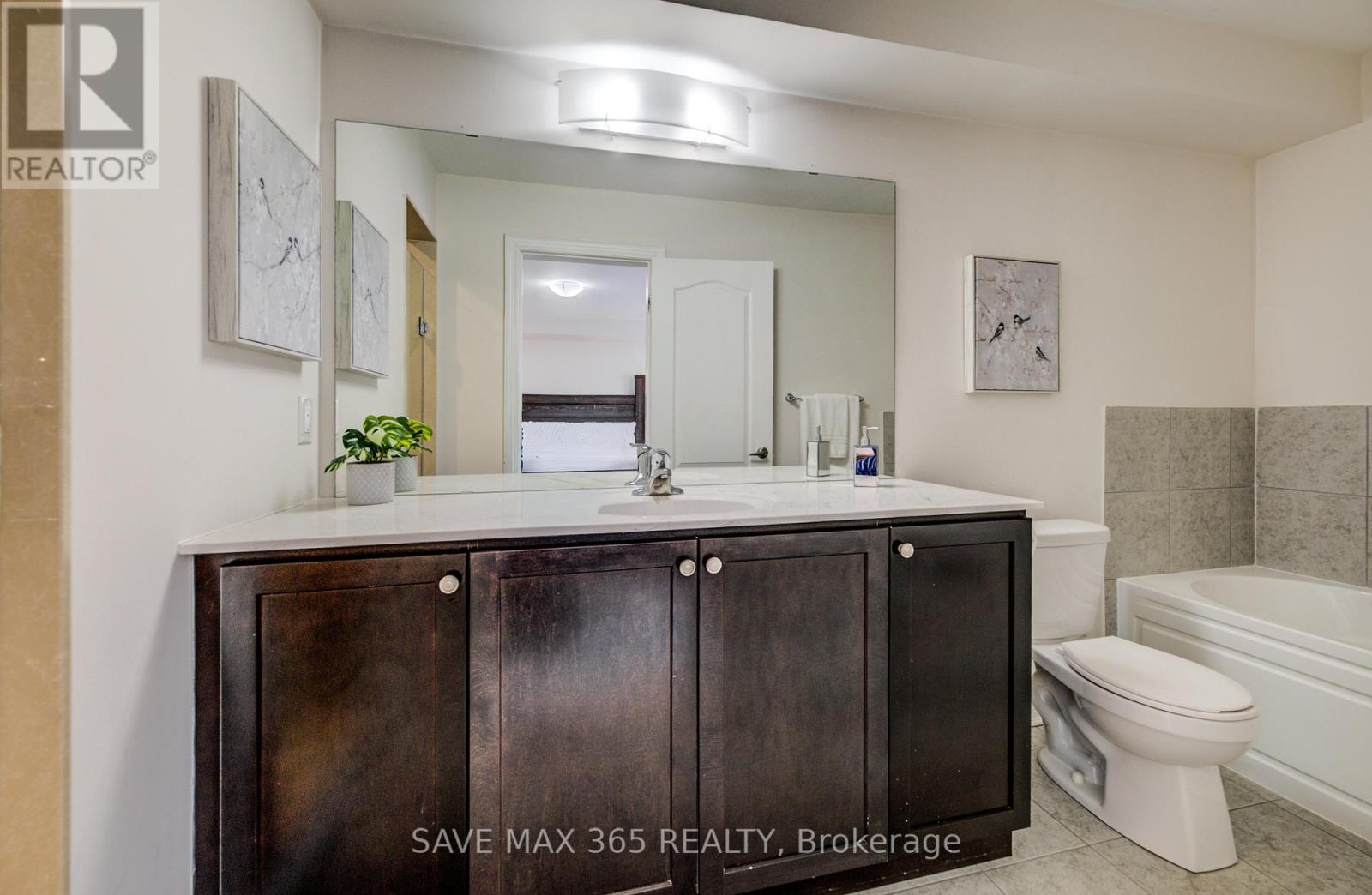 1223 Owls Head Road, Mississauga, Ontario  L5E 0A6 - Photo 27 - W12569342