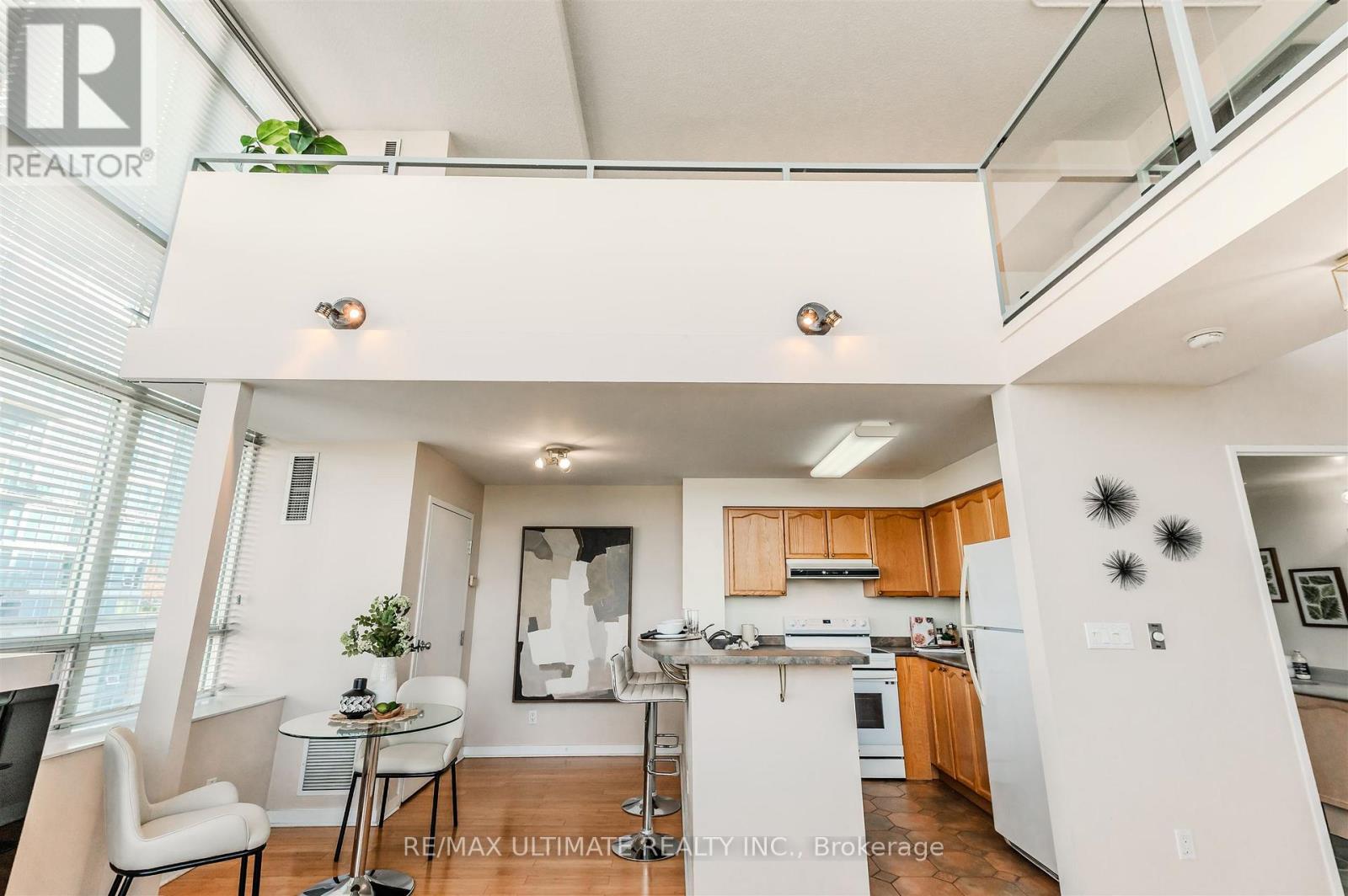 301 - 300 Manitoba Street, Toronto, Ontario M8Y 4G6 - Photo 21 - W12569346