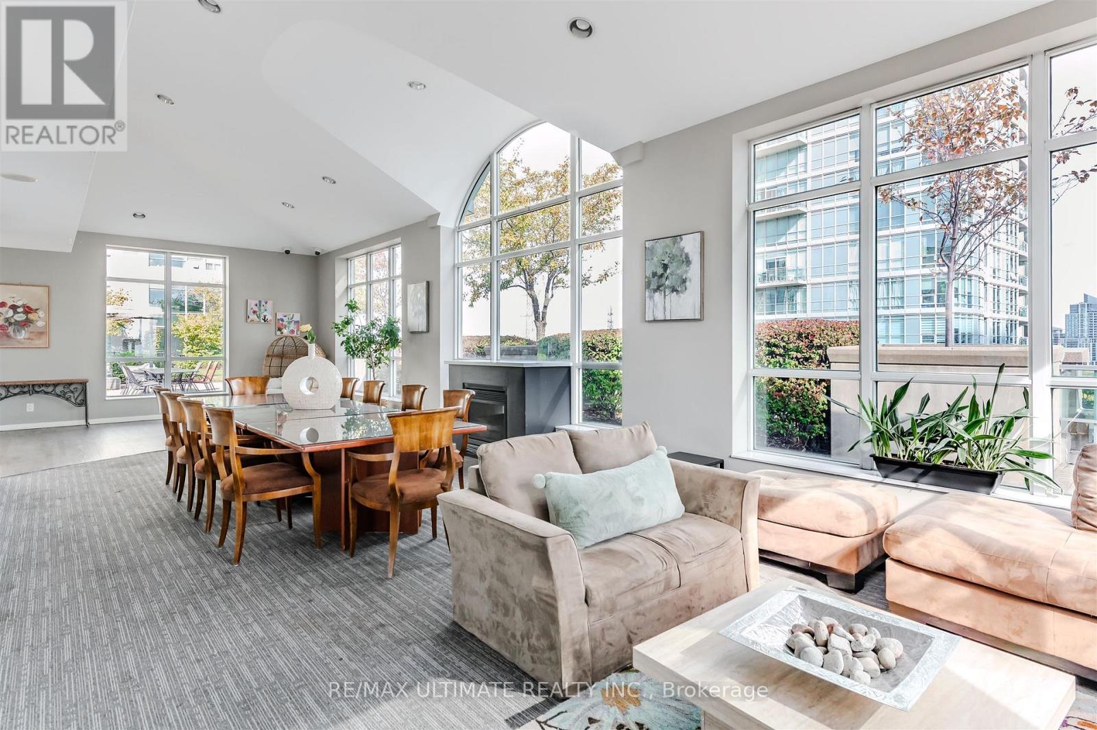 301 - 300 Manitoba Street, Toronto, Ontario M8Y 4G6 - Photo 30 - W12569346