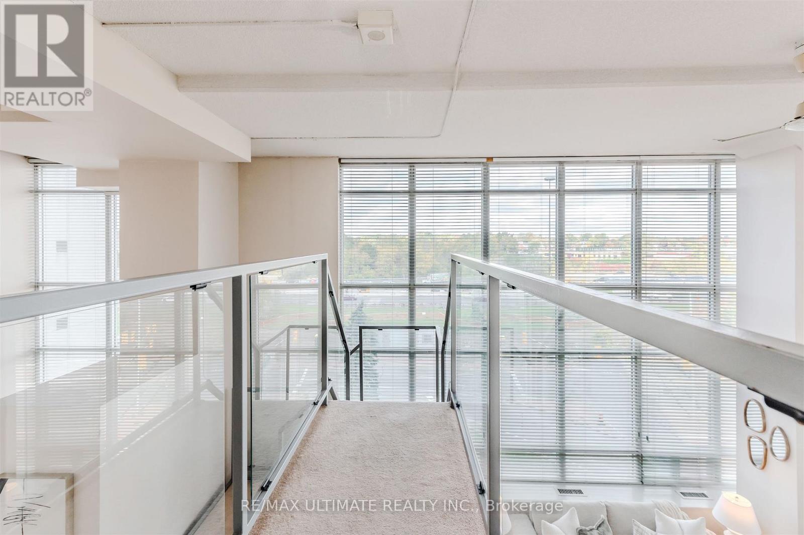 301 - 300 Manitoba Street, Toronto, Ontario M8Y 4G6 - Photo 8 - W12569346