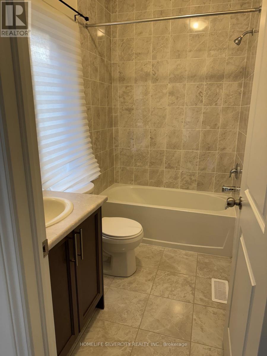 1235 Rexton Drive, Oshawa, Ontario  L1H 8L7 - Photo 9 - E12387006