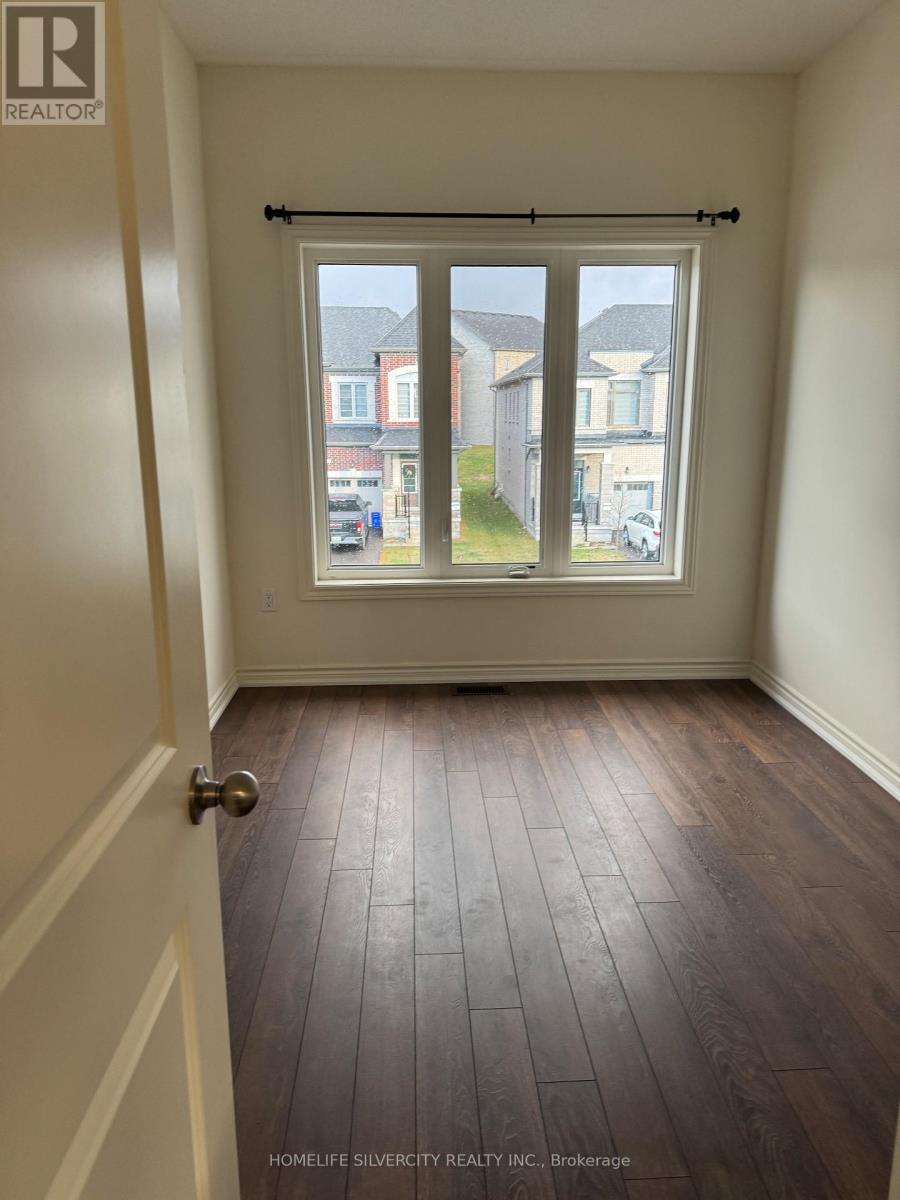 1235 Rexton Drive, Oshawa, Ontario  L1H 8L7 - Photo 11 - E12387006