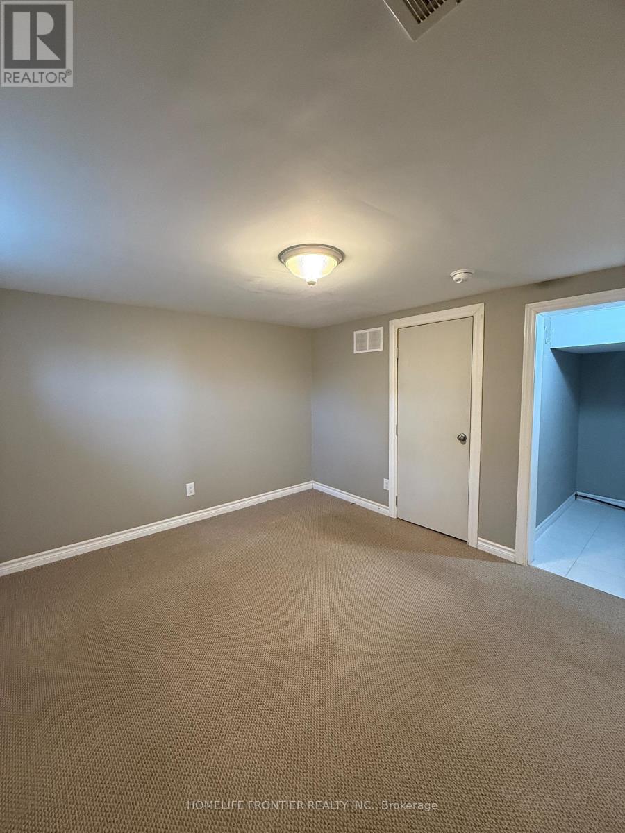 11 Thorncroft Crescent, Ajax, Ontario  L1S 2S1 - Photo 10 - E12569292