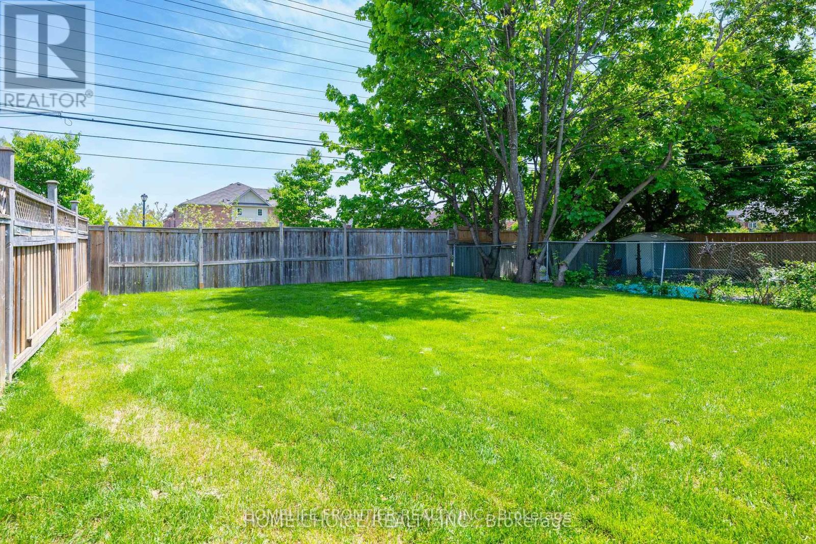 11 Thorncroft Crescent, Ajax, Ontario  L1S 2S1 - Photo 15 - E12569292