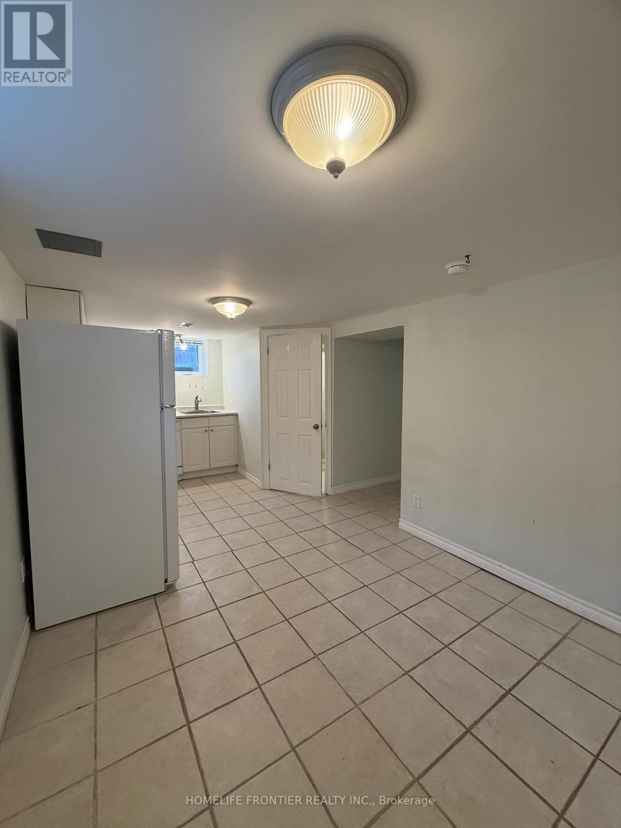 11 Thorncroft Crescent, Ajax, Ontario  L1S 2S1 - Photo 8 - E12569292