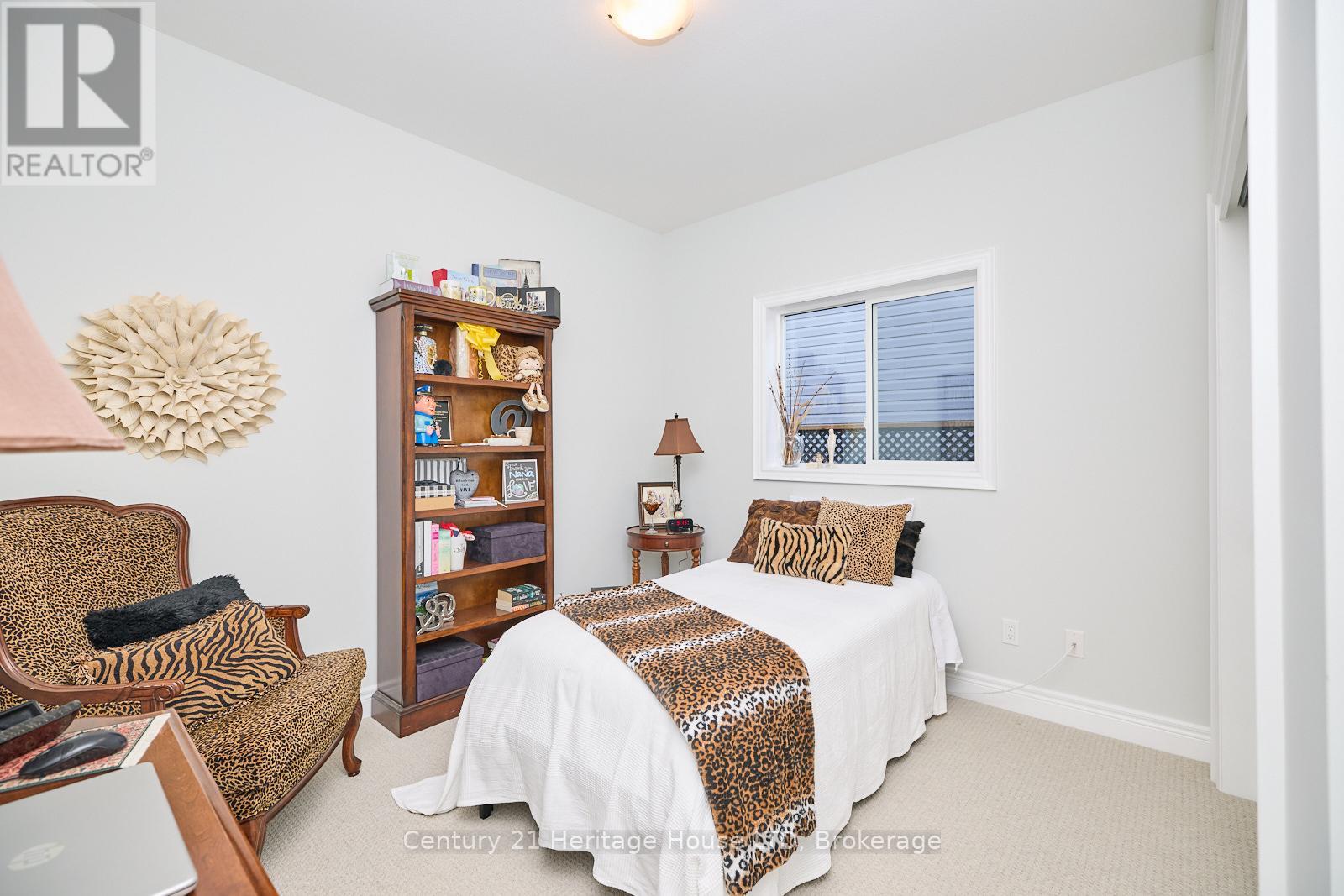 394 Hummel Crescent, Fort Erie (Lakeshore), Ontario  L2A 0E8 - Photo 17 - X12569356