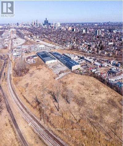 675 Tecumseh Road W, Windsor, Ontario  N8Z 1H4 - Photo 17 - X12569318