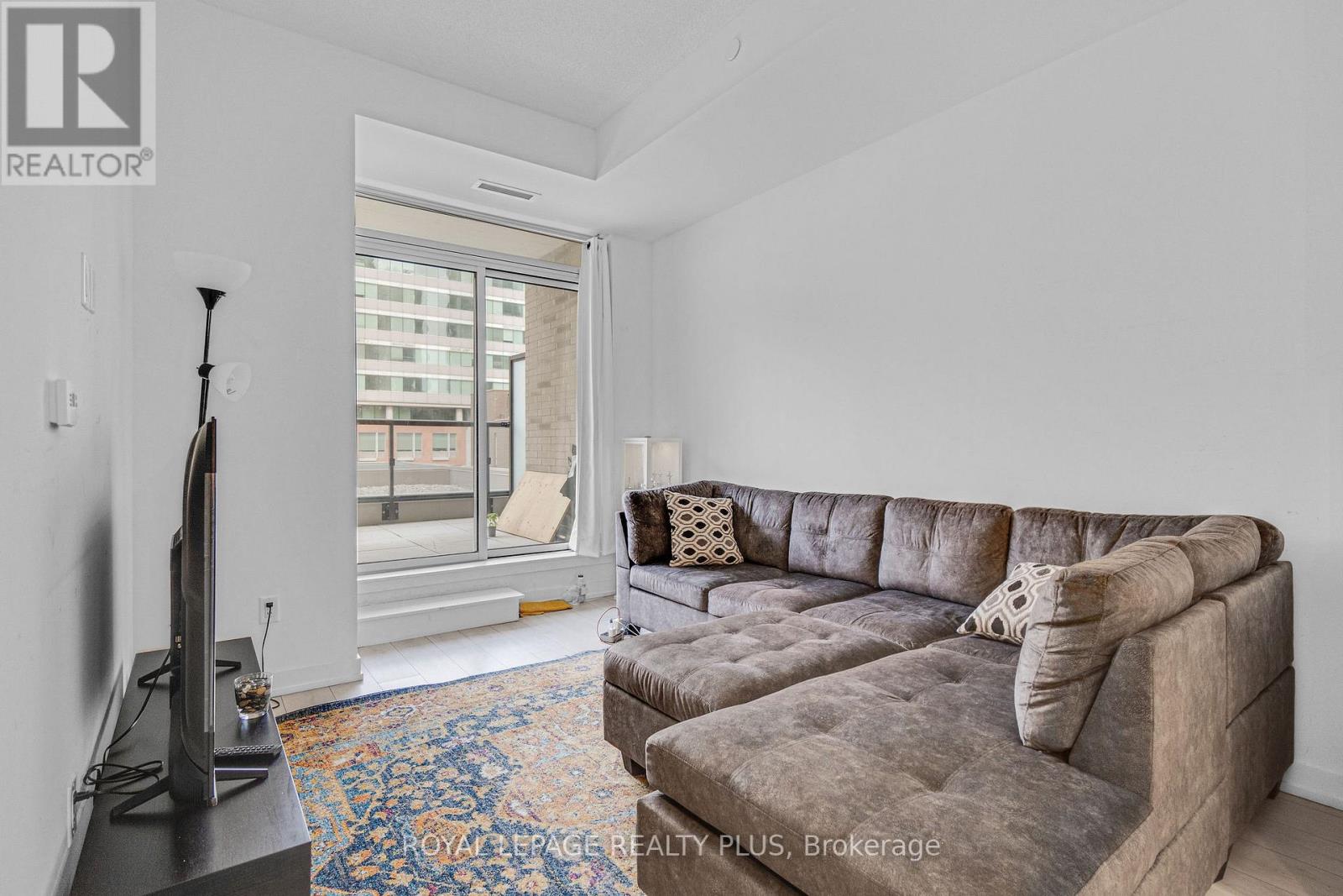 233 - 55 Duke Street W, Kitchener, Ontario N2H 0C9 - Photo 11 - X12569330