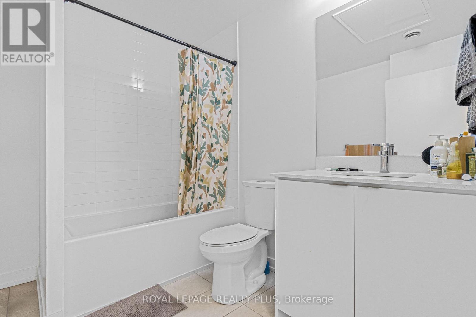 233 - 55 Duke Street W, Kitchener, Ontario N2H 0C9 - Photo 22 - X12569330