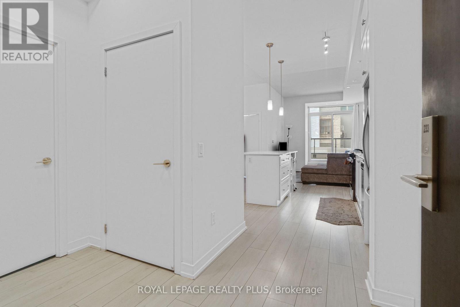 233 - 55 Duke Street W, Kitchener, Ontario N2H 0C9 - Photo 8 - X12569330