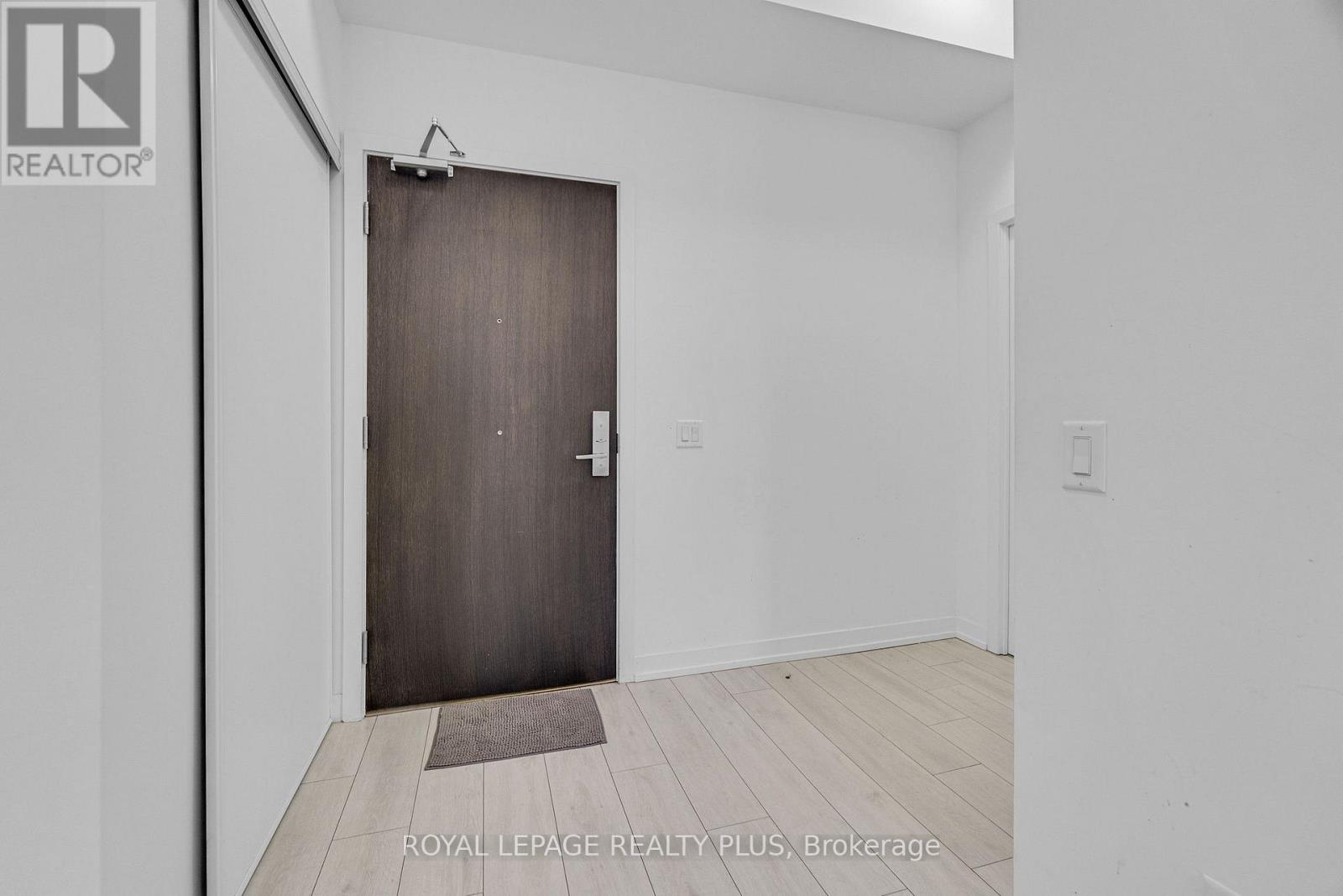 233 - 55 Duke Street W, Kitchener, Ontario N2H 0C9 - Photo 9 - X12569330