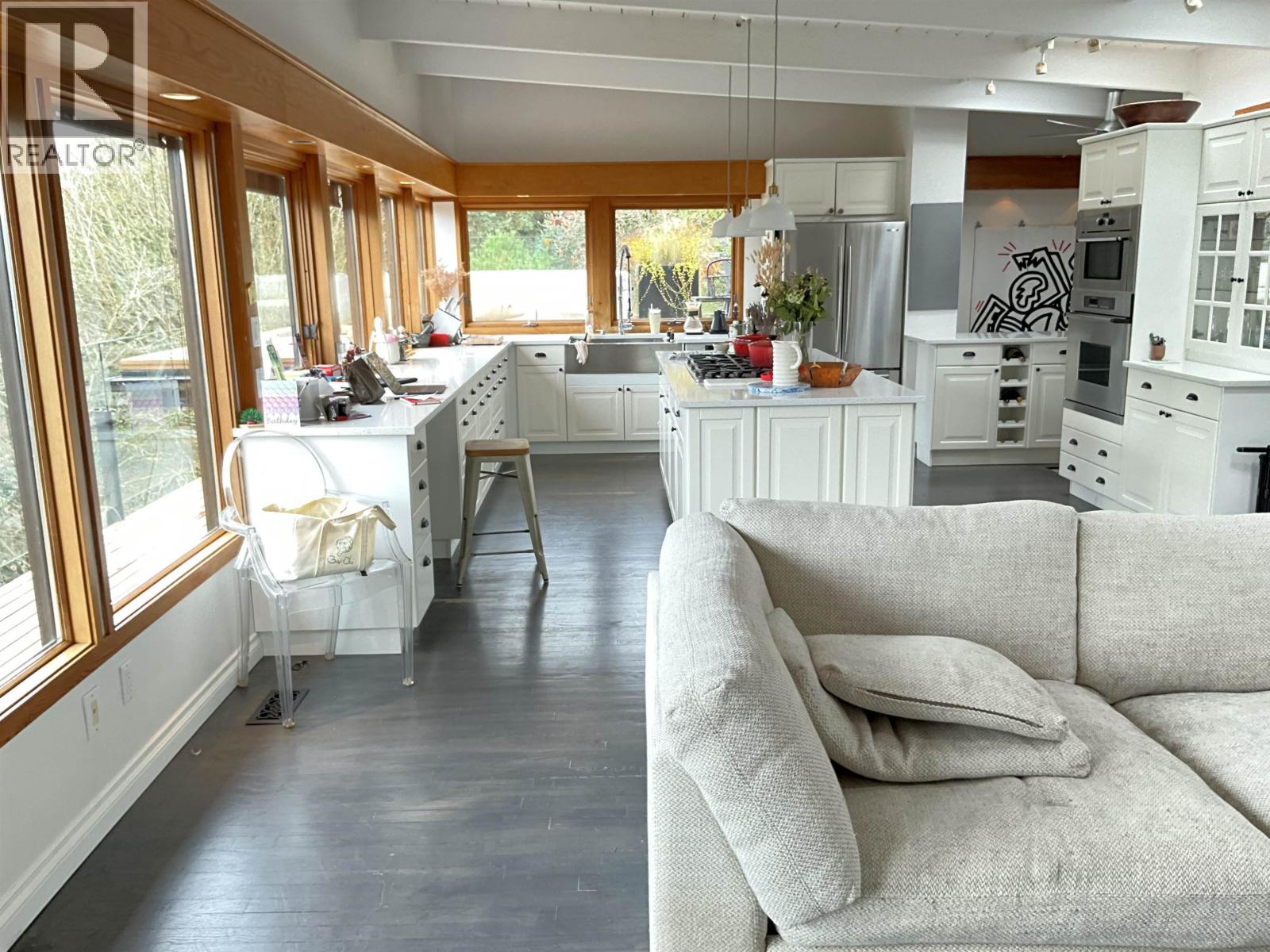 6080 Eagleridge Drive, West Vancouver, British Columbia  V7W 1W9 - Photo 2 - R3069336