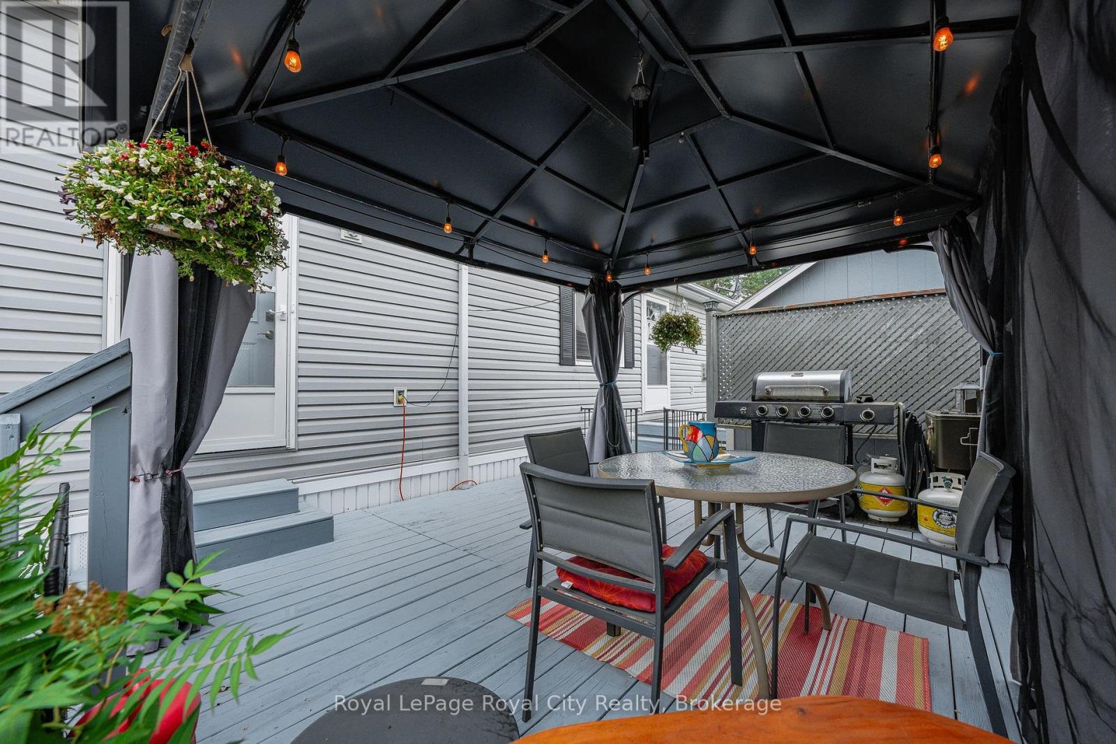 6 Water (Pvt) Street, Puslinch, Ontario N1H 6H9 - Photo 21 - X12422338