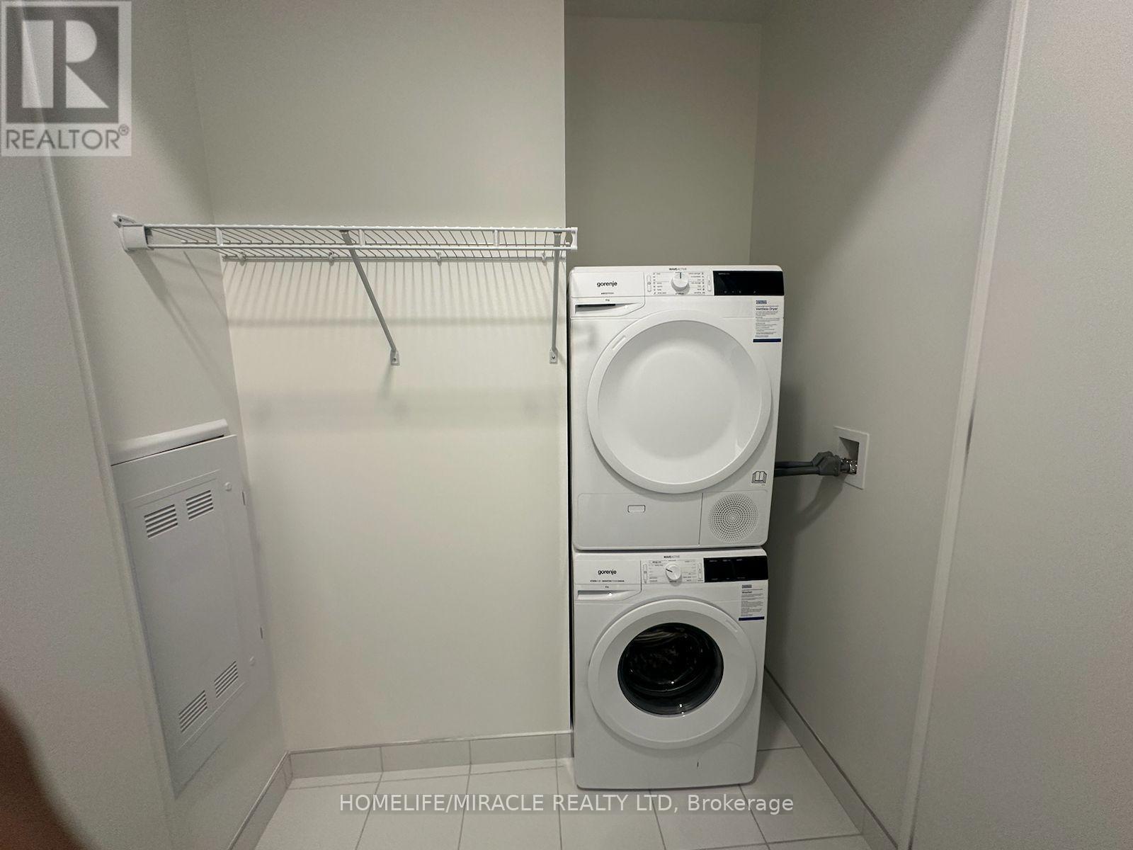 Ph105 - 28 Interchange Way, Vaughan, Ontario  L4K 0P8 - Photo 7 - N12566686