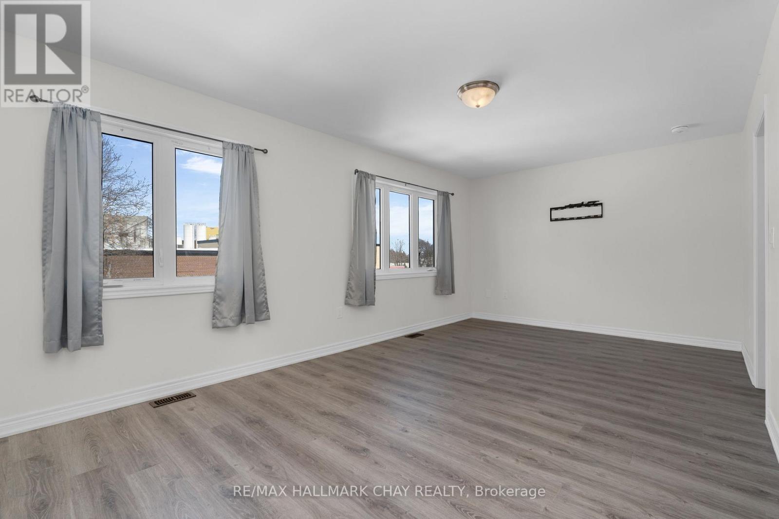 24 Churchlea Mews, Orillia, Ontario L3V 8K9 - Photo 22 - S12569348