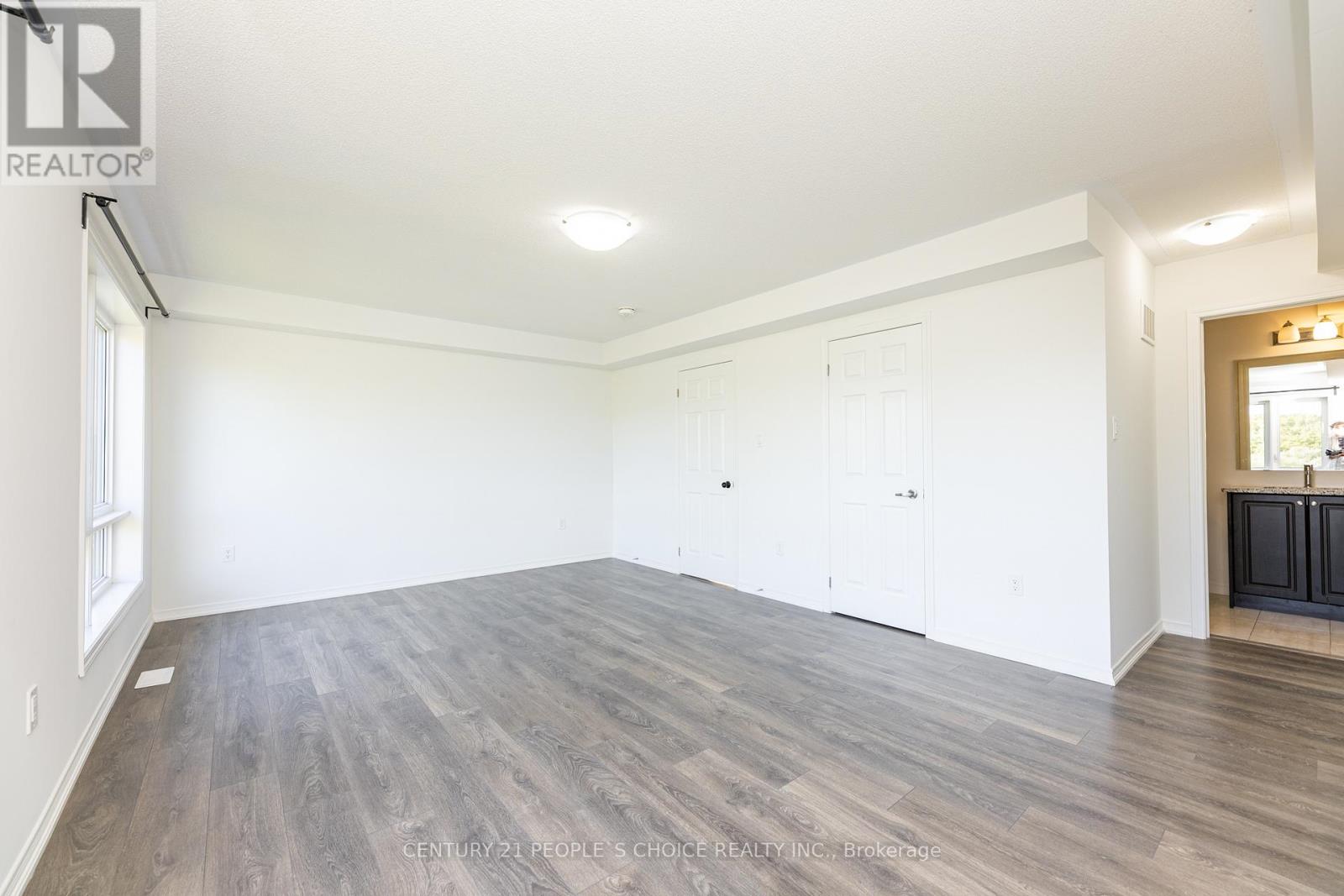 49 Woodstream Drive, Toronto, Ontario  M9W 6T4 - Photo 22 - W12569374