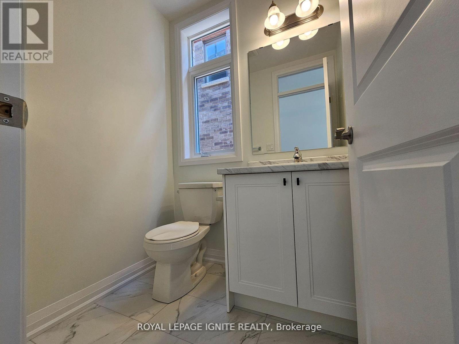 61 Copperhill Heights, Barrie, Ontario  L9J 0K6 - Photo 5 - S12537550