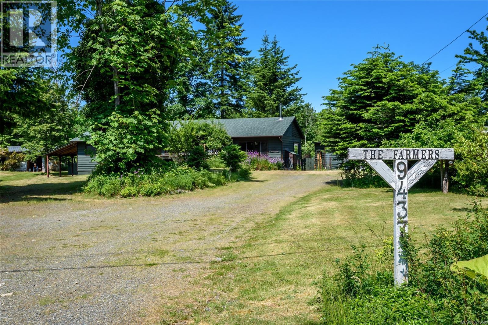 9437 Martin Park Dr, Black Creek, British Columbia V9J 1C3 - Photo 4 - 1021018