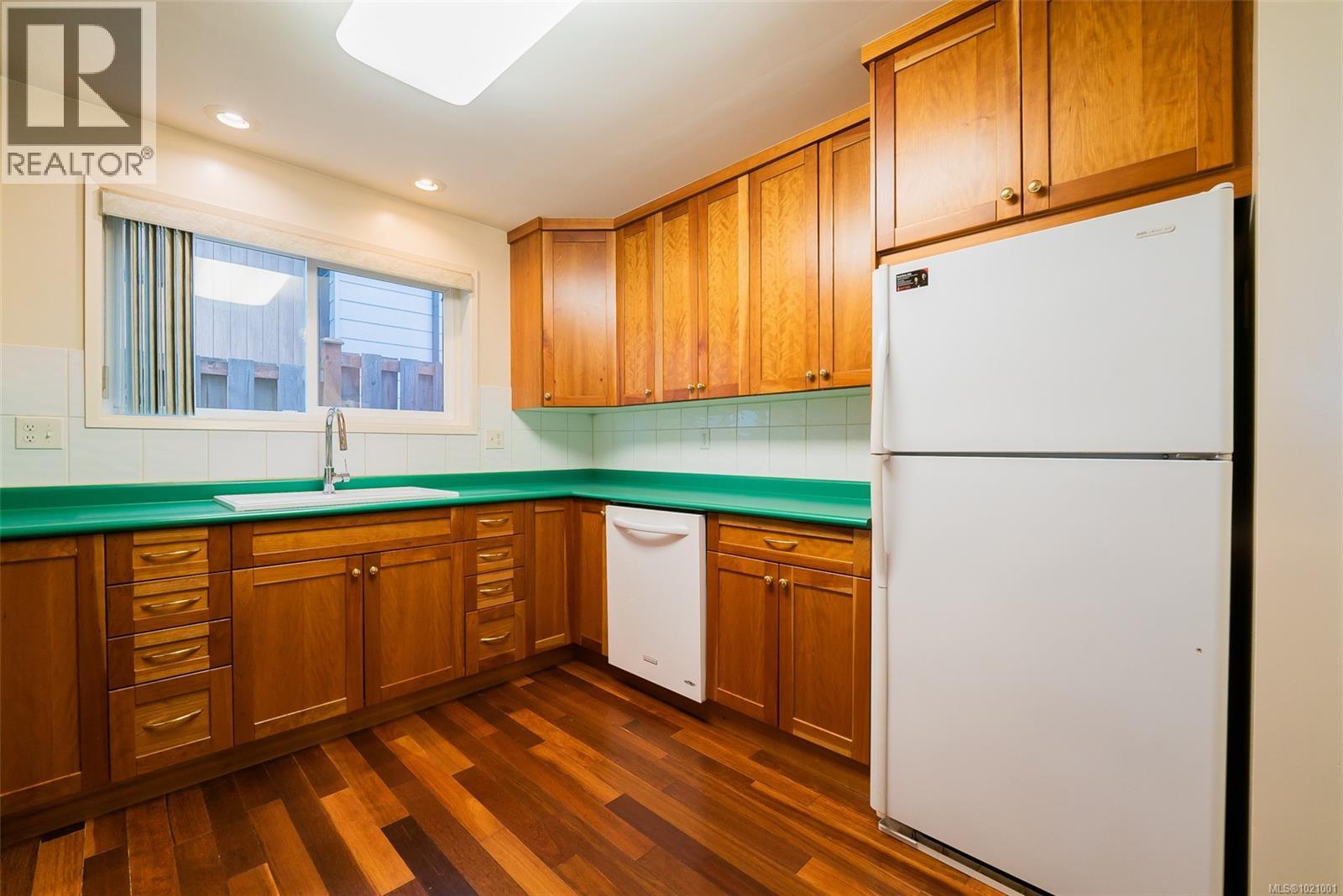 6324 Icarus Dr, Nanaimo, British Columbia  V9V 1B5 - Photo 16 - 1021001