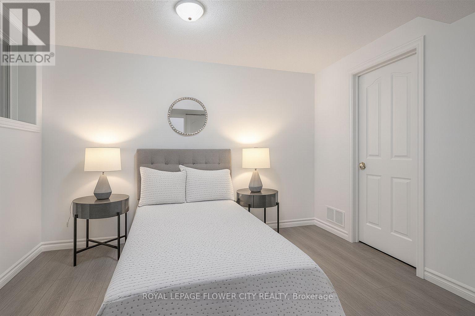 58 Carrington Place, Guelph, Ontario  N1G 5C3 - Photo 5 - X12569352