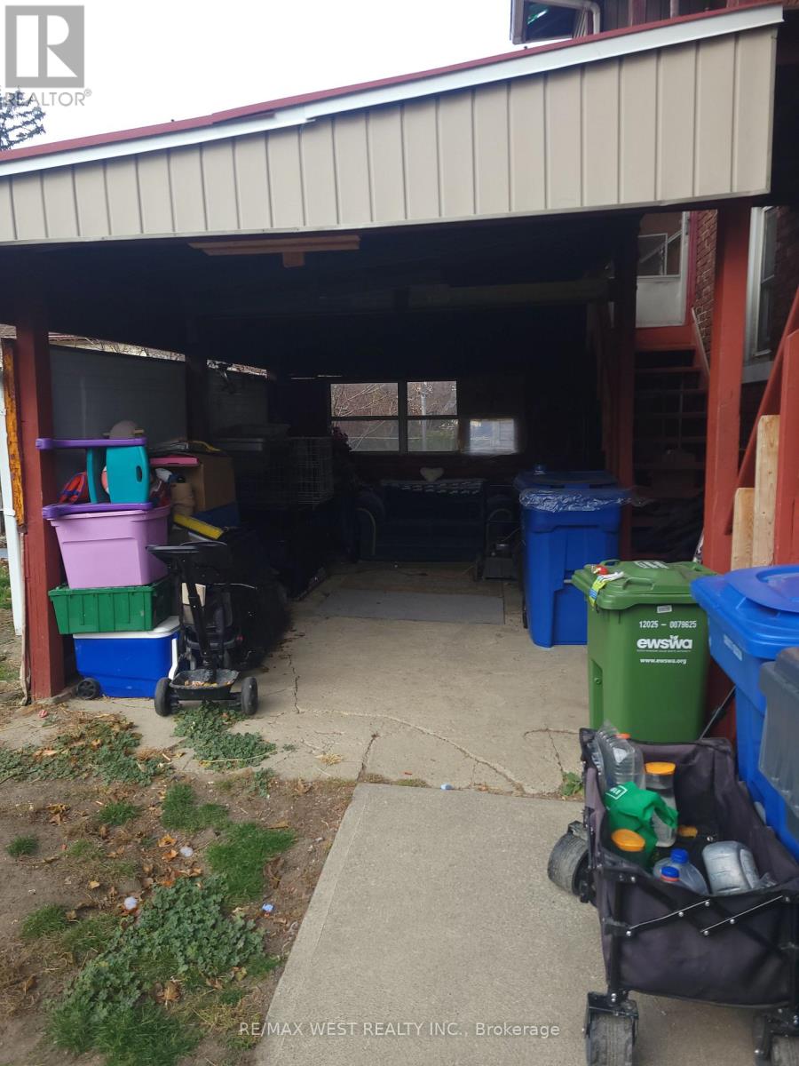 1240 - 1238 Niagara Street, Windsor, Ontario  N9A 3V6 - Photo 6 - X12569358