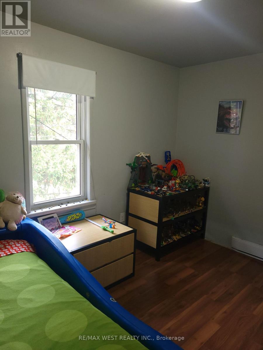 1240 - 1238 Niagara Street, Windsor, Ontario  N9A 3V6 - Photo 7 - X12569358