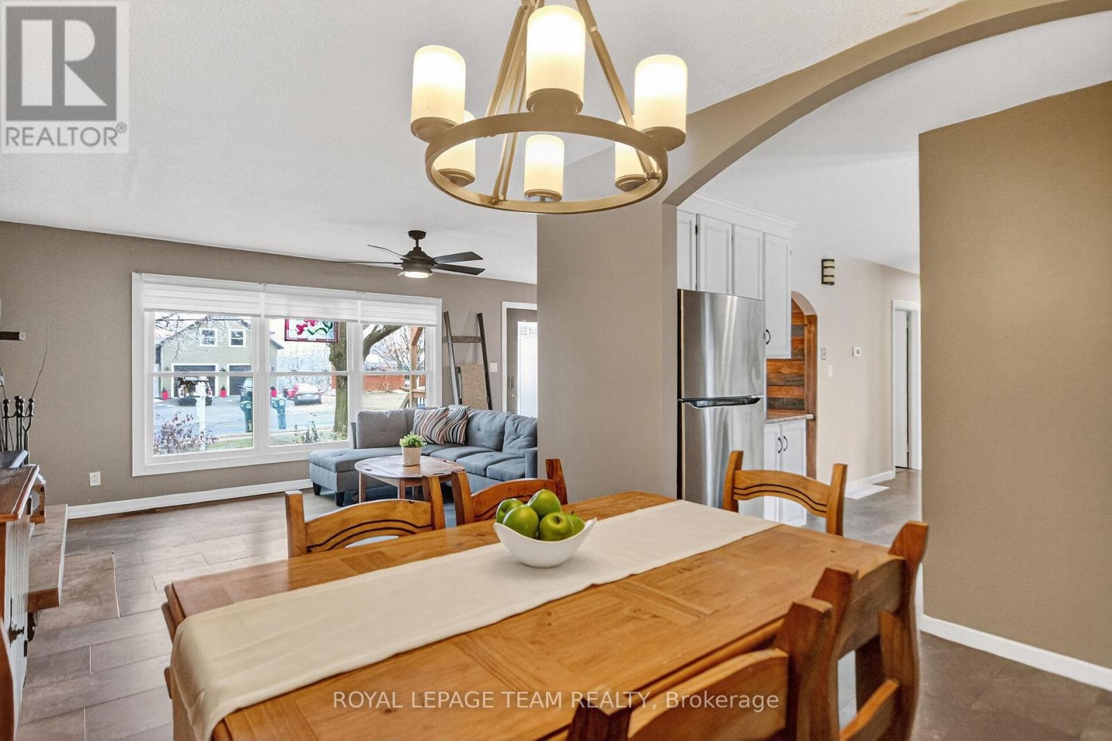 401 Clothier Street W, North Grenville, Ontario  K0G 1J0 - Photo 12 - X12569408